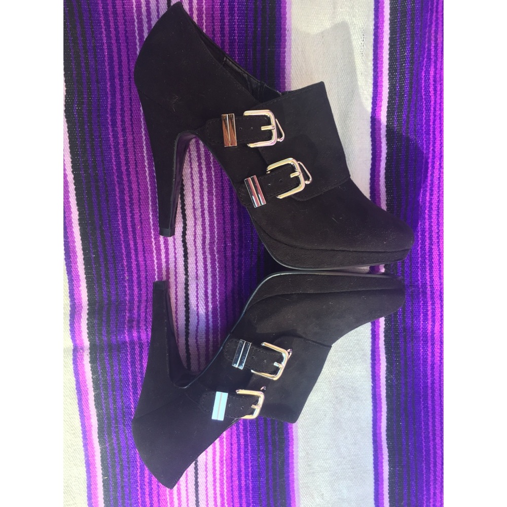 Kelly & Katie Bootie✨